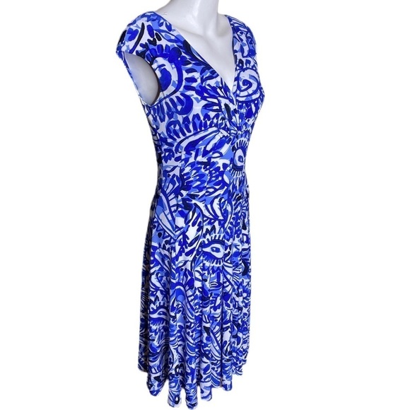 Lauren Ralph Lauren Dress Blue & White Patterned Fit N Flare Size 4 - Picture 3 of 10